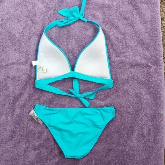 Tahiti Bikini For Kitty Rescue!! - Picture 8 of 11